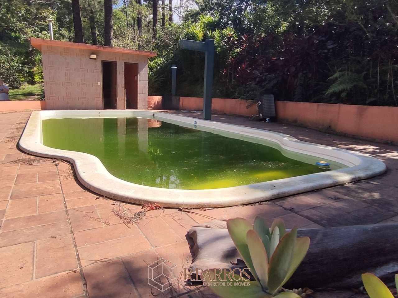 Residencial - Propriedade com ampla área verde e tranquilidade | Código:ST0011