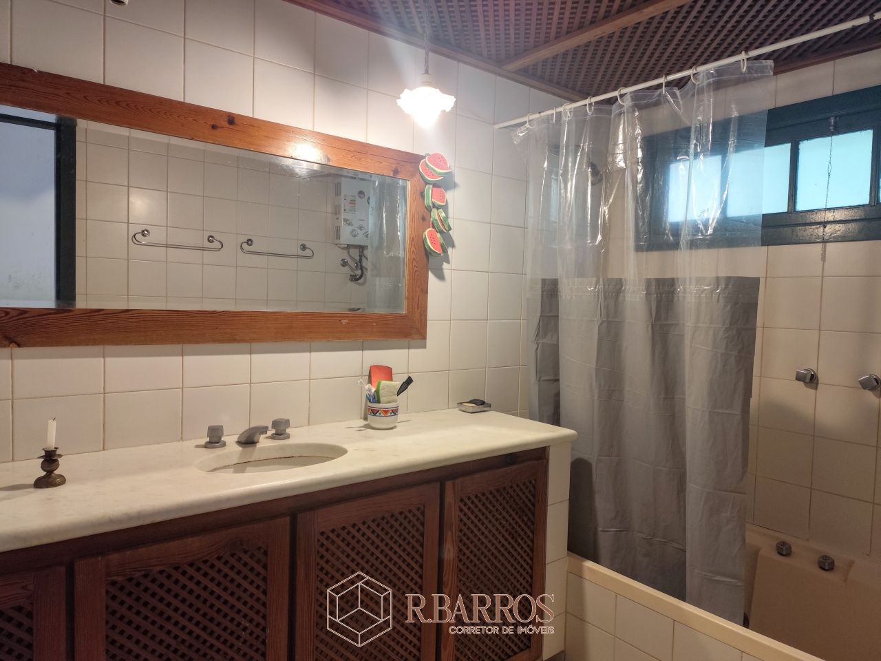 Residencial - Refúgio, Tradição e Conforto em Meio à Natureza | Código:ST013-2025