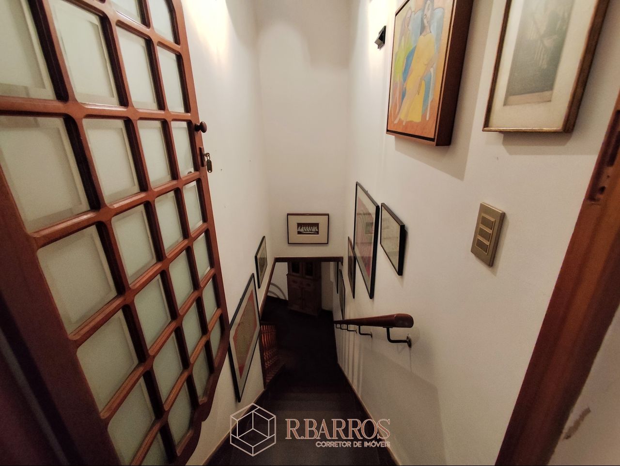 Residencial - Refúgio, Tradição e Conforto em Meio à Natureza | Código:ST013-2025