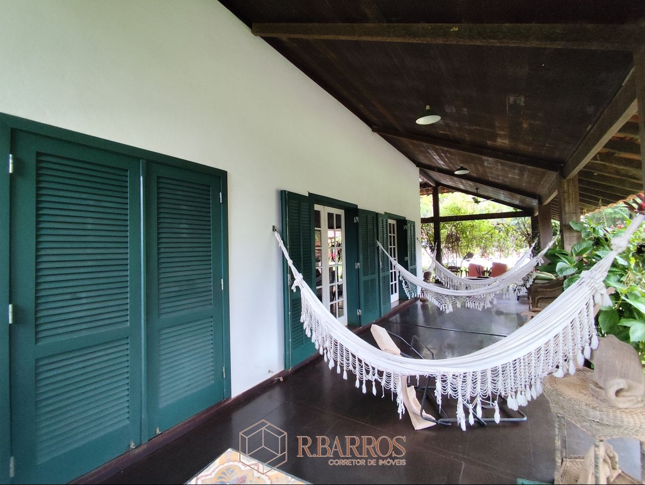 Residencial - Refúgio, Tradição e Conforto em Meio à Natureza | Código:ST013-2025