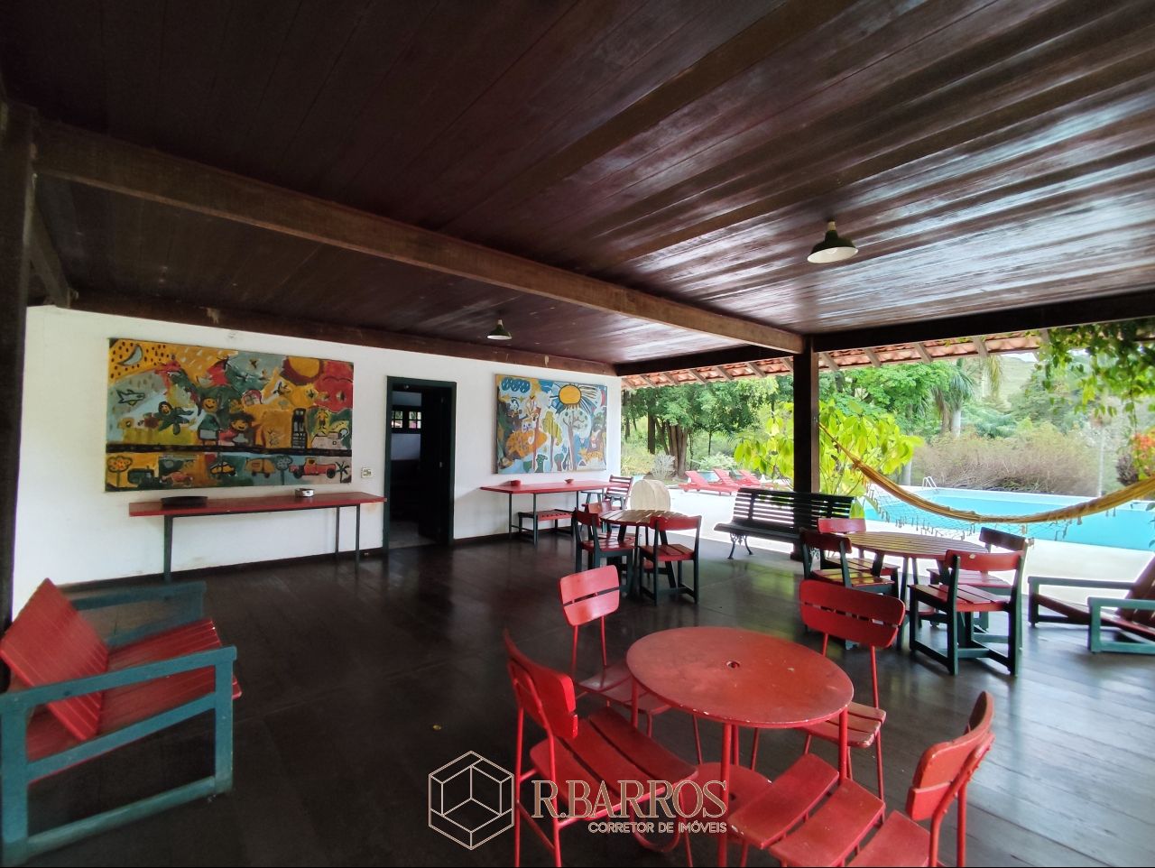 Residencial - Refúgio, Tradição e Conforto em Meio à Natureza | Código:ST013-2025