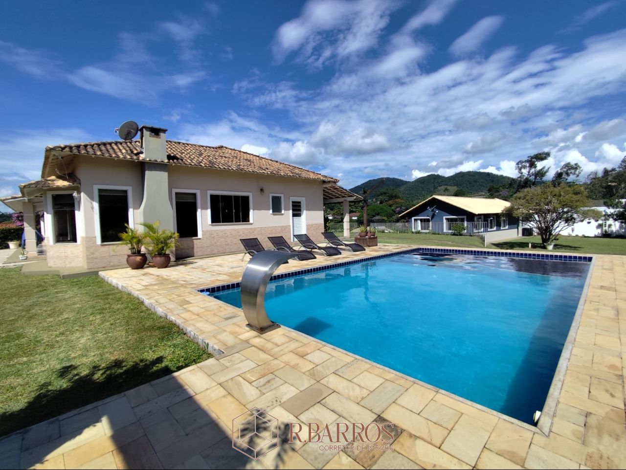 Residencial - Verdadeiro Refugio de Conforto e Exclusividade | Código:Cs072026