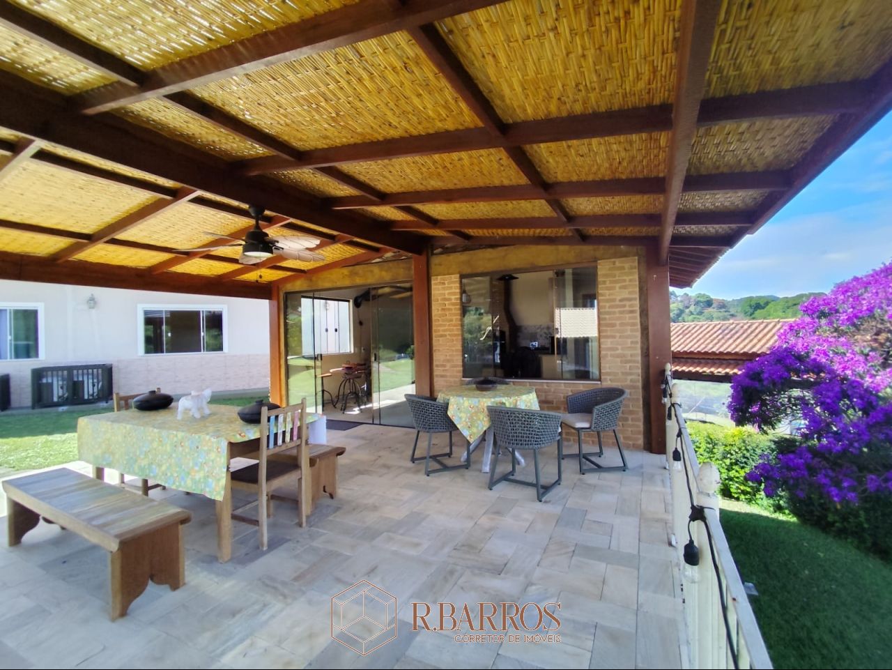 Residencial - Verdadeiro Refugio de Conforto e Exclusividade | Código:Cs072026