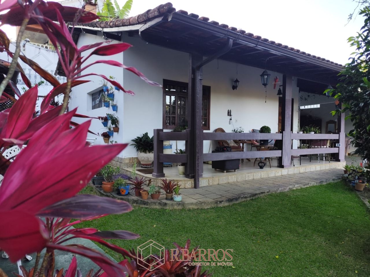 Residencial - Um refúgio encantador às margens do Lago de Javary | Código:CS1302026
