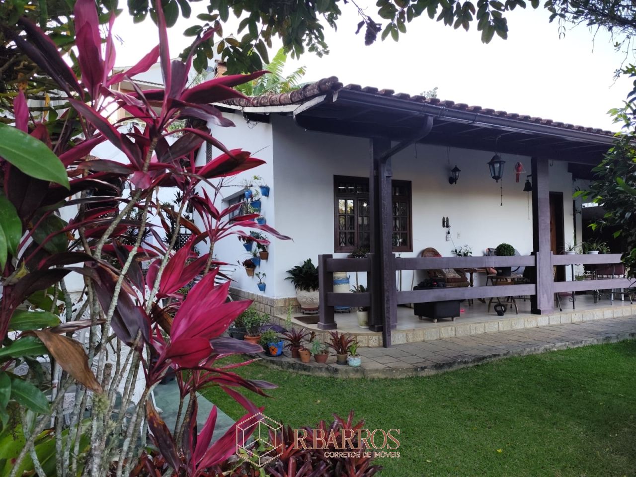 Residencial - Um refúgio encantador às margens do Lago de Javary | Código:CS1302026