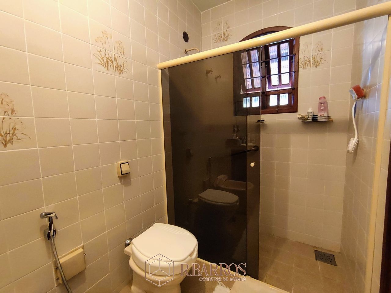 Residencial - Excelente imóvel com total privacidade | Código:CS027